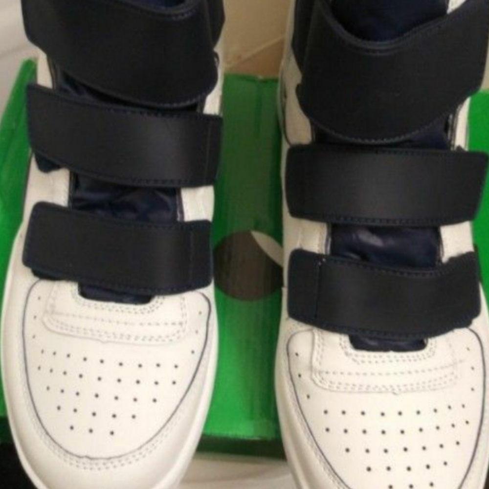 Diadora sneakers